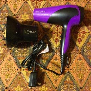 Remington Ceramic Blow Dryer with Revlon Diffuser